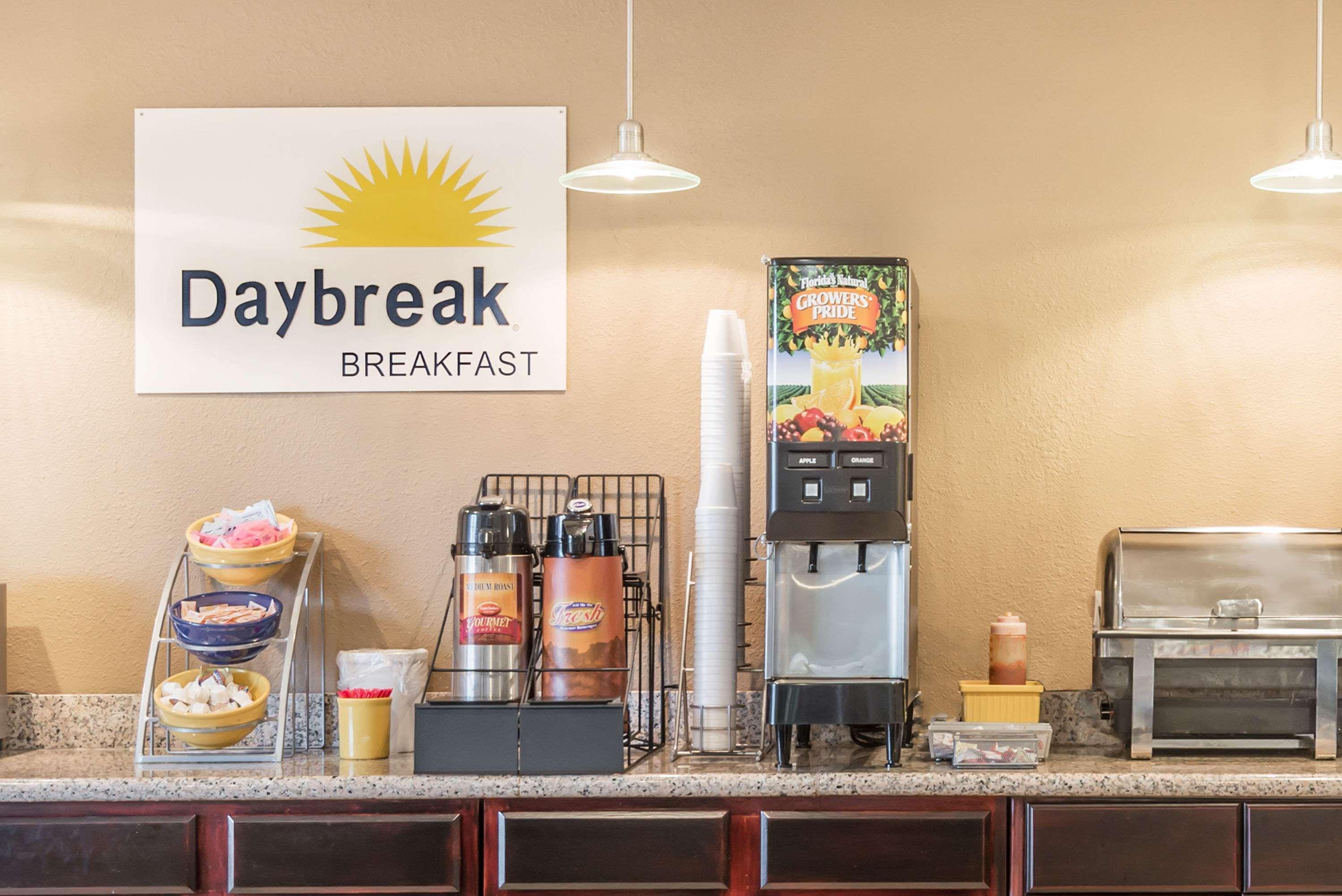 Days Inn By Wyndham New Braunfels Extérieur photo