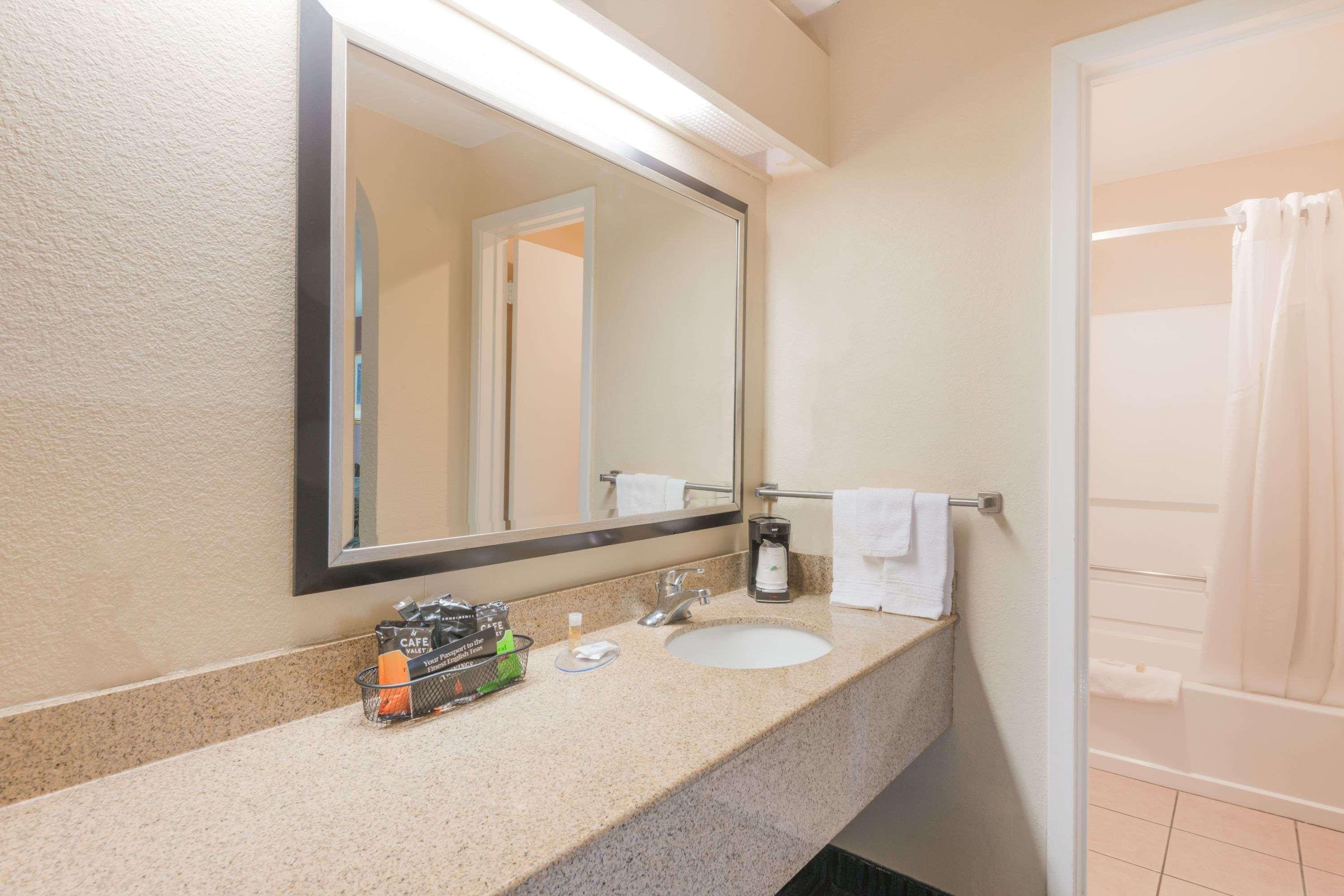 Days Inn By Wyndham New Braunfels Extérieur photo