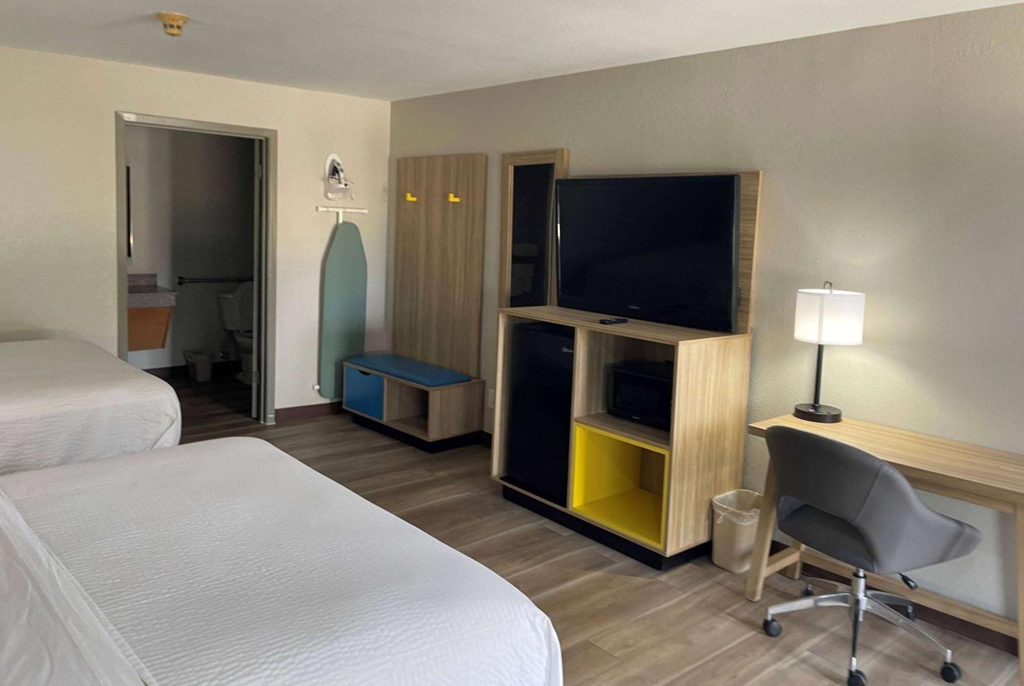 Days Inn By Wyndham New Braunfels Extérieur photo